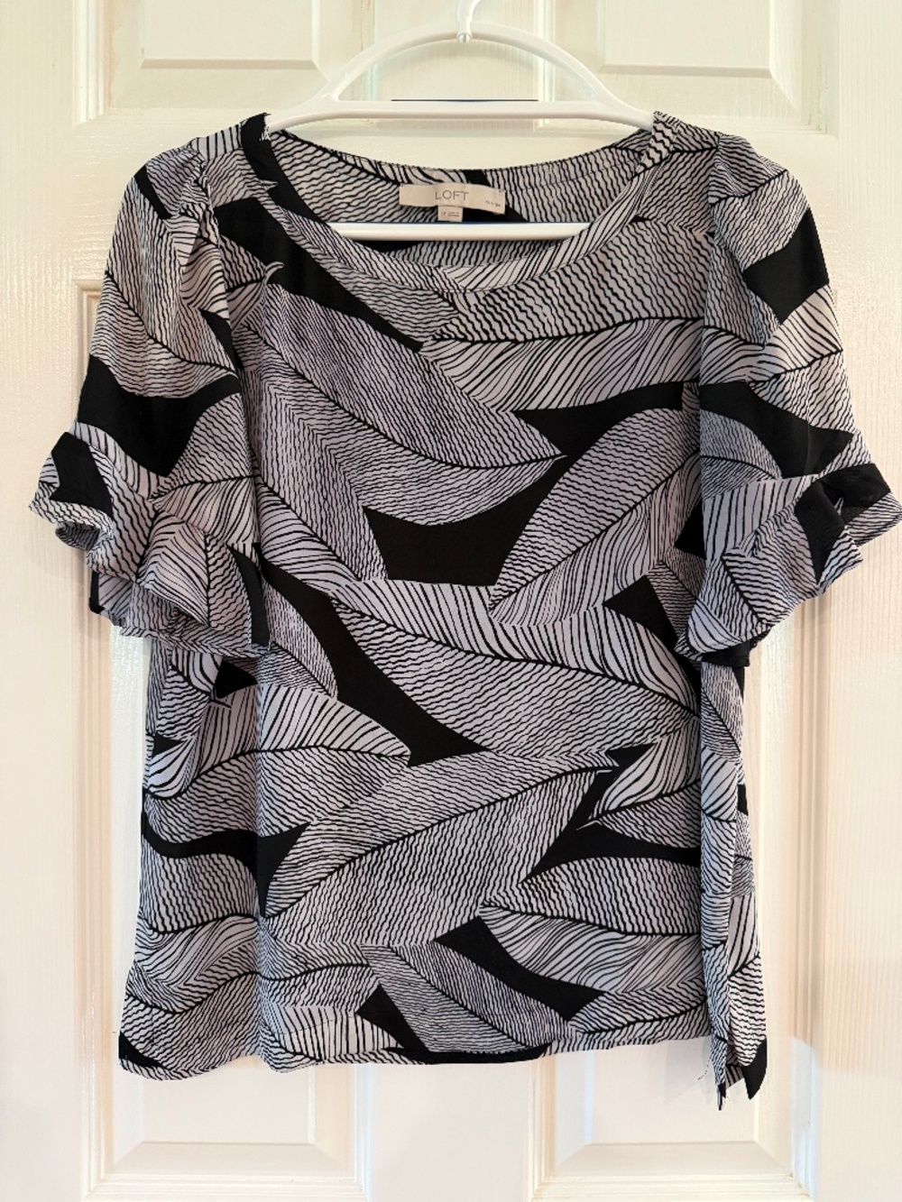 LOFT Black & Gray Summer Blouse sz SP